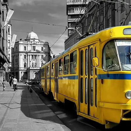 Πανσιόν Riverside 4*