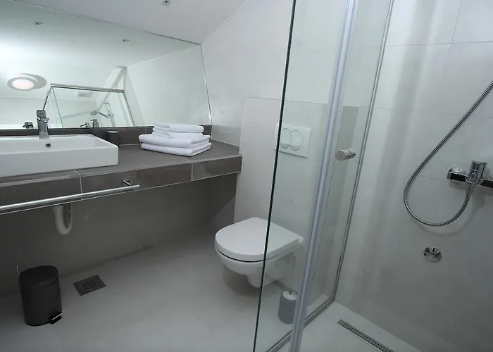 Guest house Riverside 4*